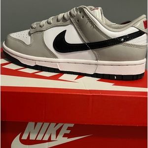 women’s low dunks ‘ Light Iron Ore Black ‘